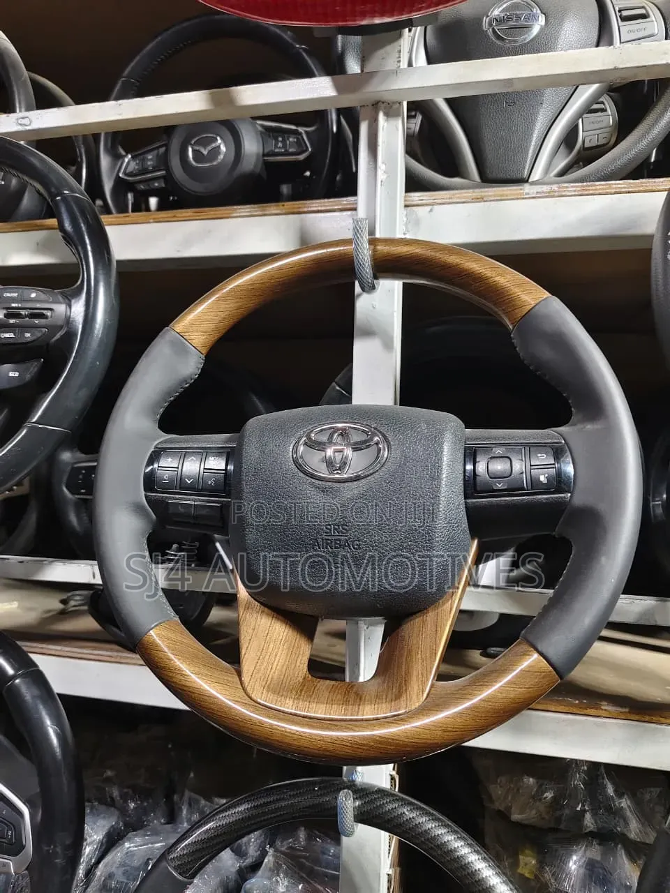 Steering Wheel Toyota Hillux Revolution