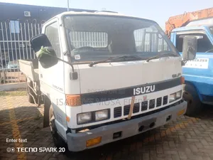 Isuzu Big Head NPR