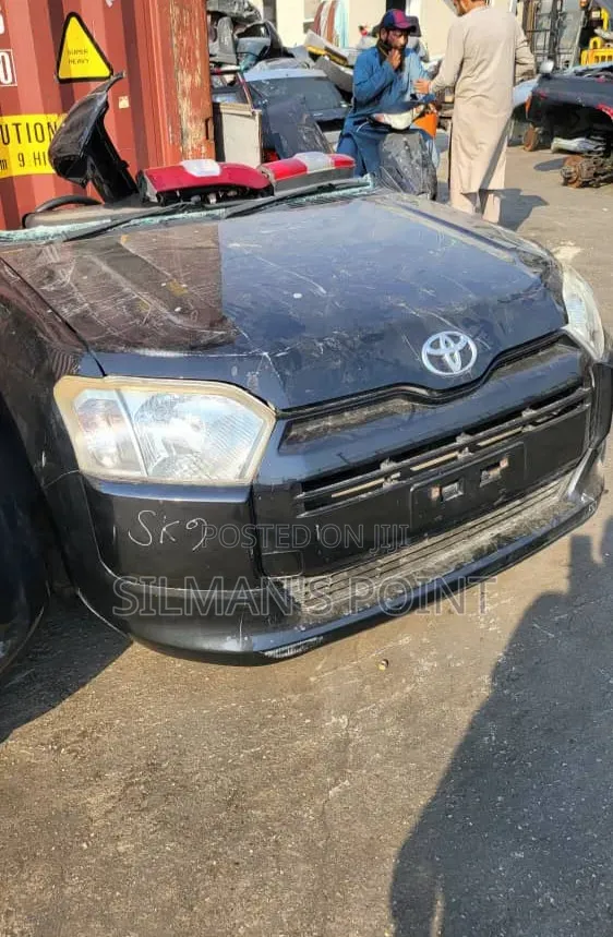 Toyota Probox 2013/17 Model Half Cut