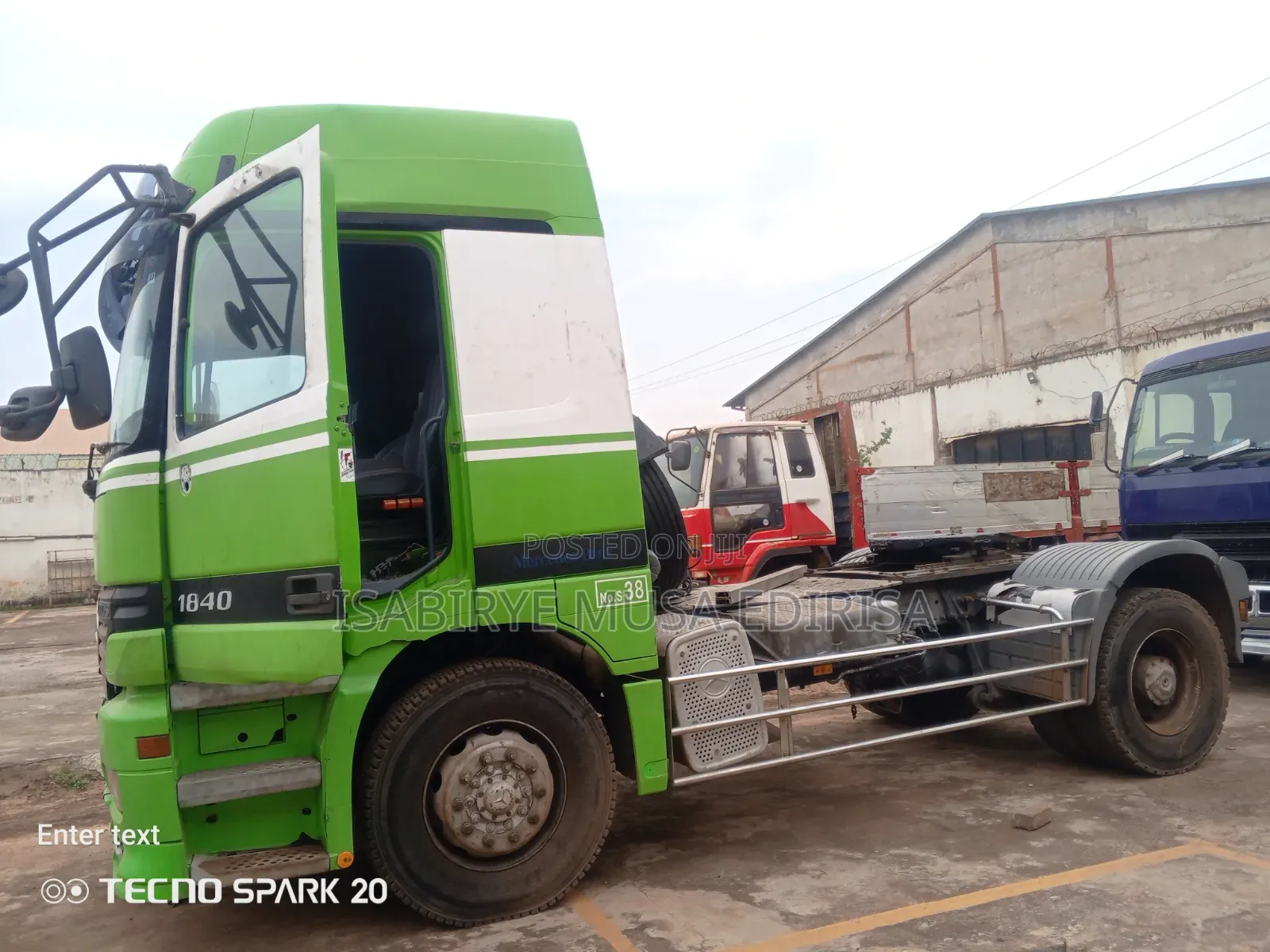Actros Trailer Automattic