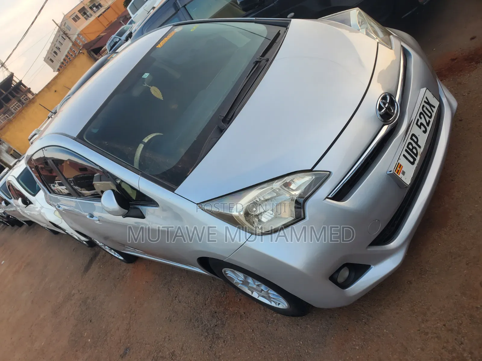 Toyota Ractis 2012 Silver