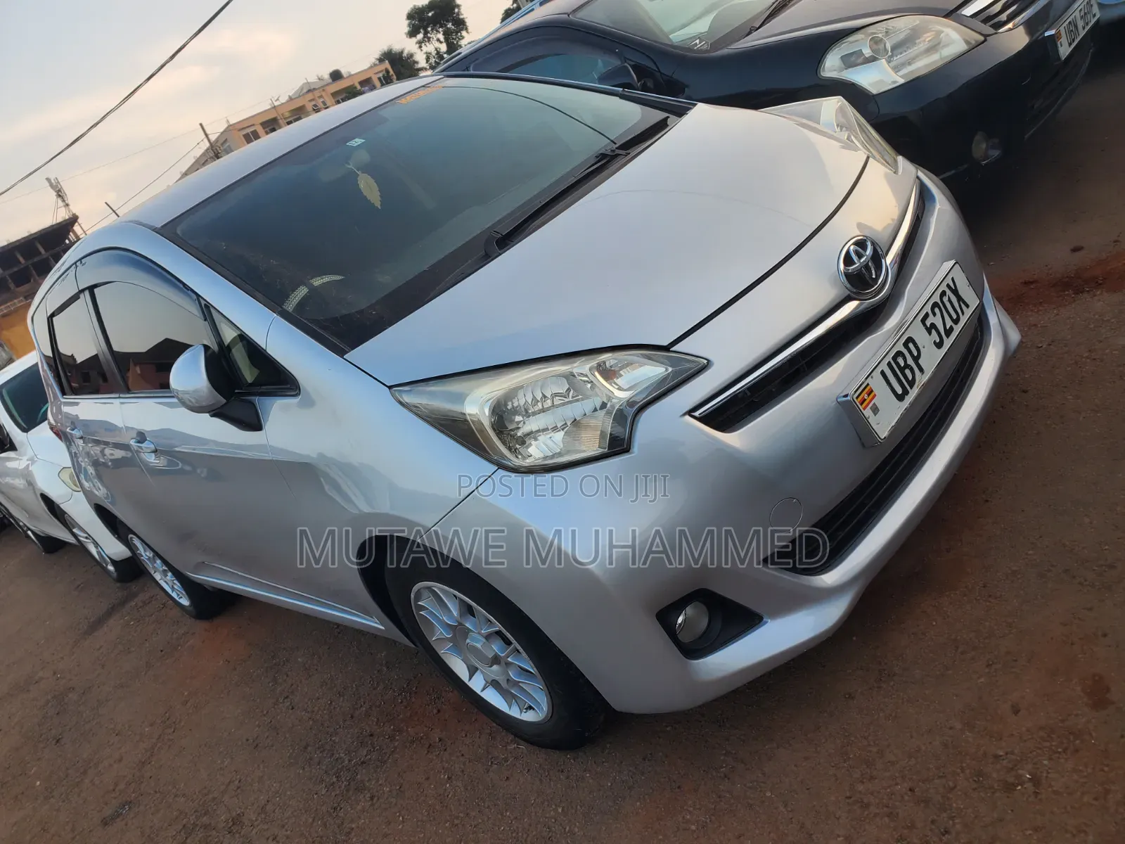 Toyota Ractis 2012 Silver