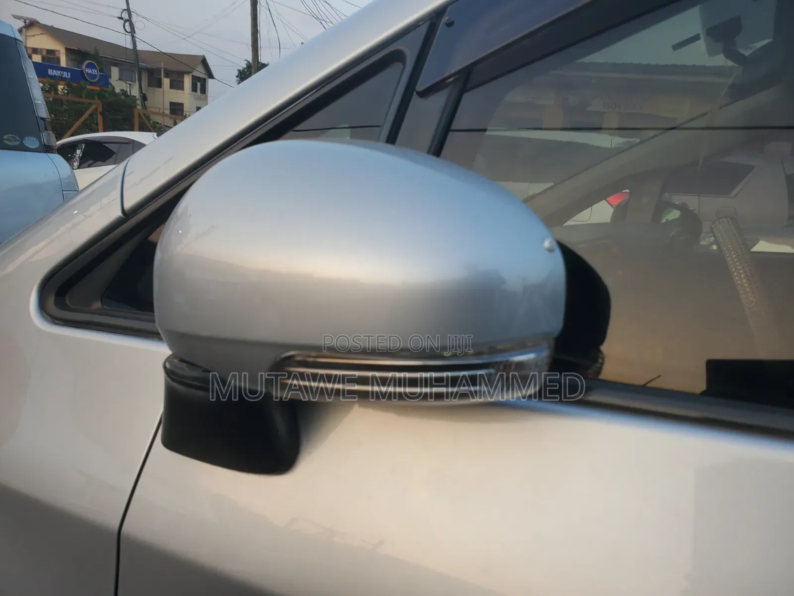 Toyota Ractis 2012 Silver