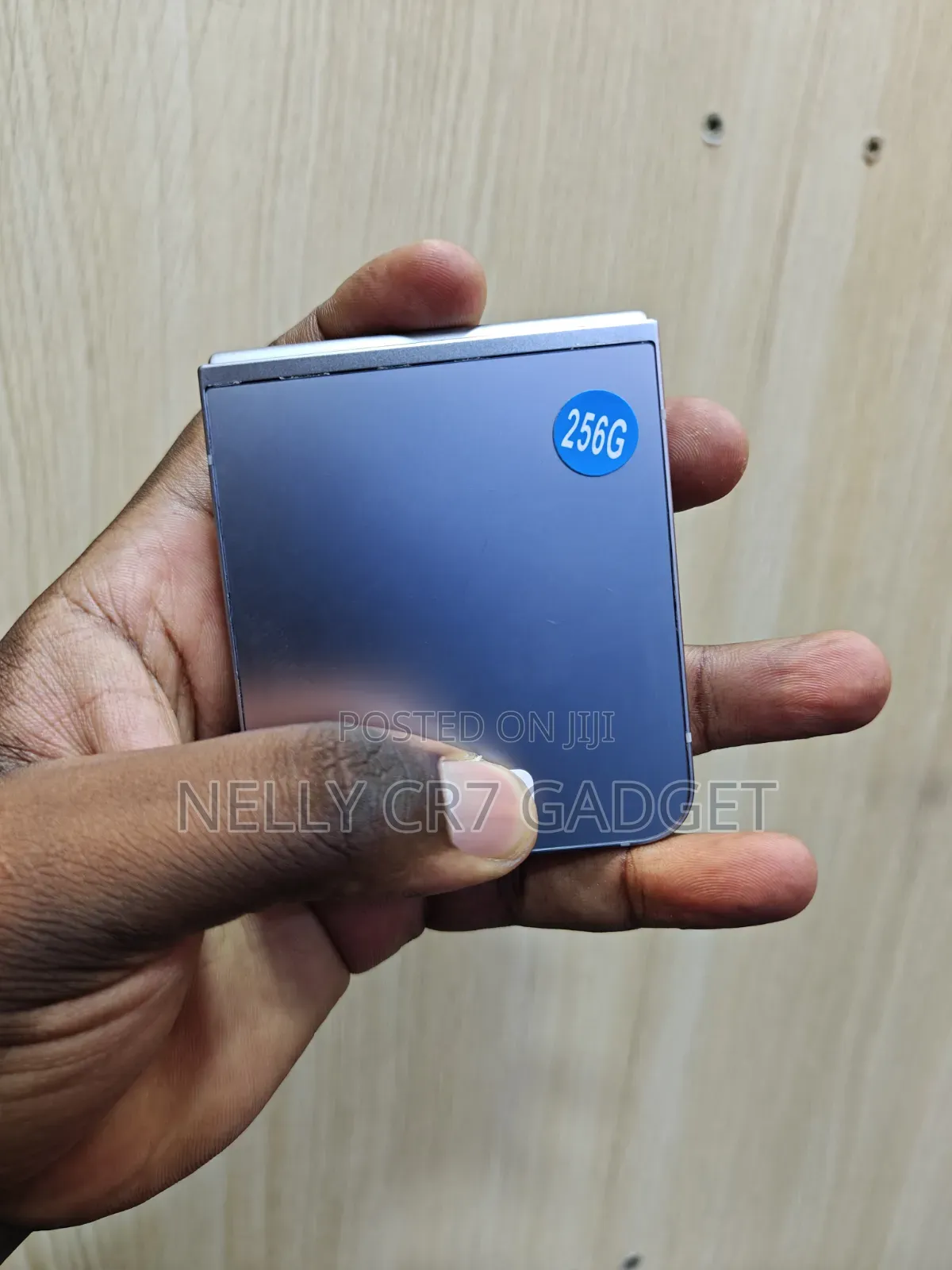 Samsung Galaxy Z Flip6 256 GB Gray