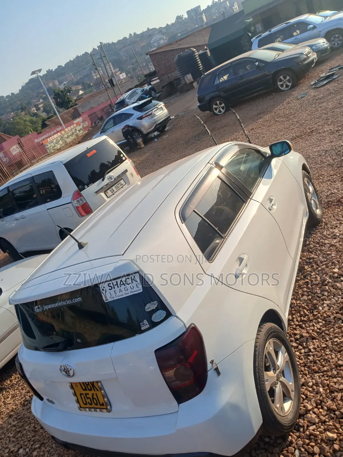 Toyota IST 2009 White