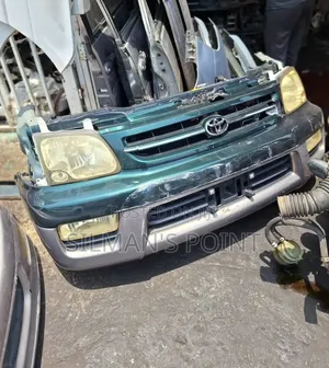 Toyota Noah Super Nose Cut