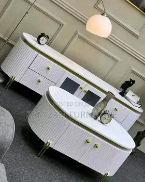 Milk Center Table