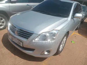 Toyota Premio 2010 Silver