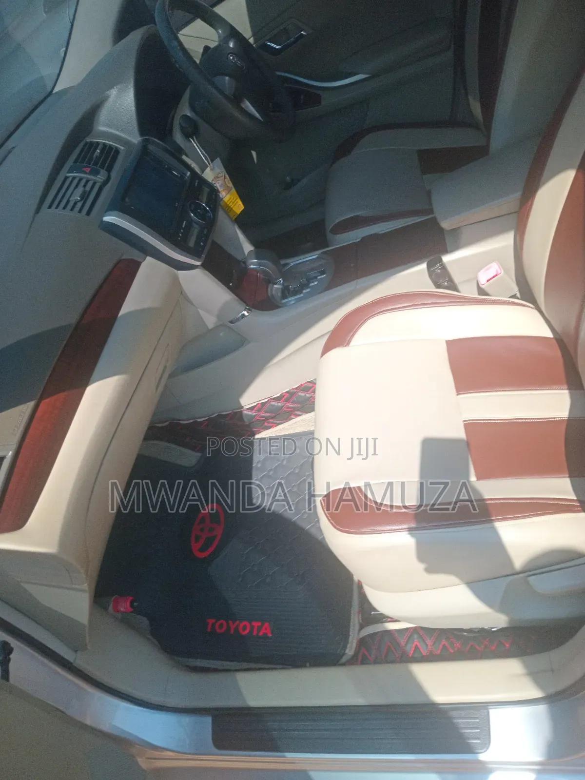 Toyota Premio 2010 Silver