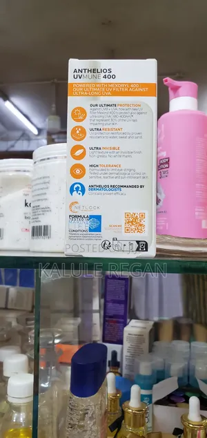 La Roche Posay Anthelios Uvmune 400 Oil Control Invisible