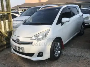 Toyota Ractis 2011 White