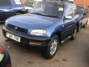 Toyota RAV4 1999 Blue