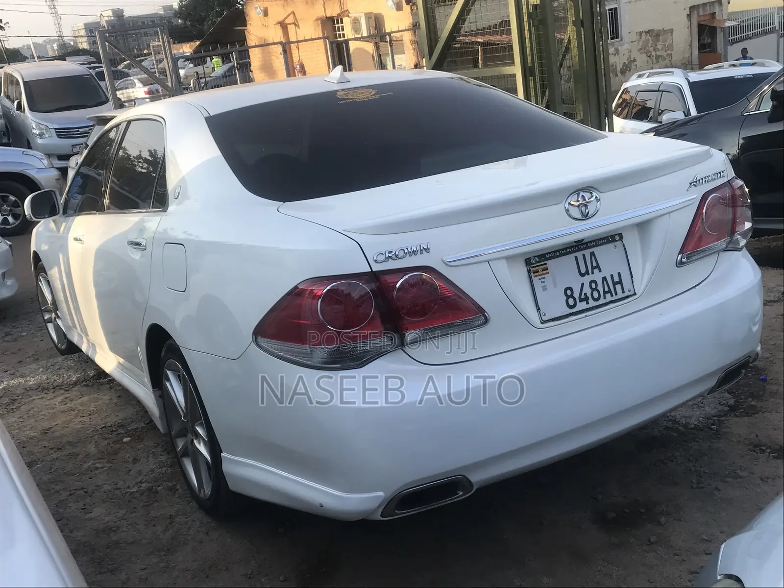 Toyota Crown Majesta 2014 White