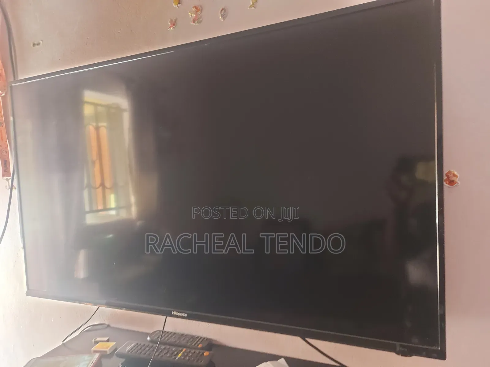 Hisense Digital 40inches