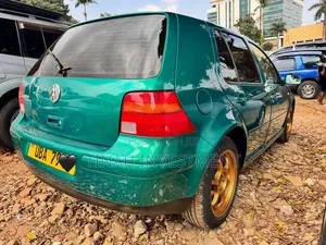 Volkswagen Golf 2006 Green
