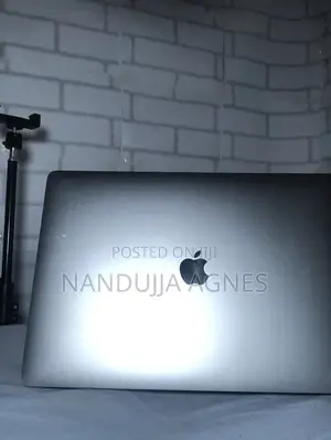 Laptop Apple MacBook 2018 32GB Intel Core i7 SSD 256GB