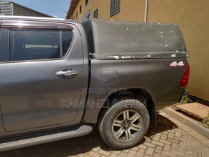 Toyota Hilux Revo Double Cab Deisel 2.4 AWD 2017 Gray