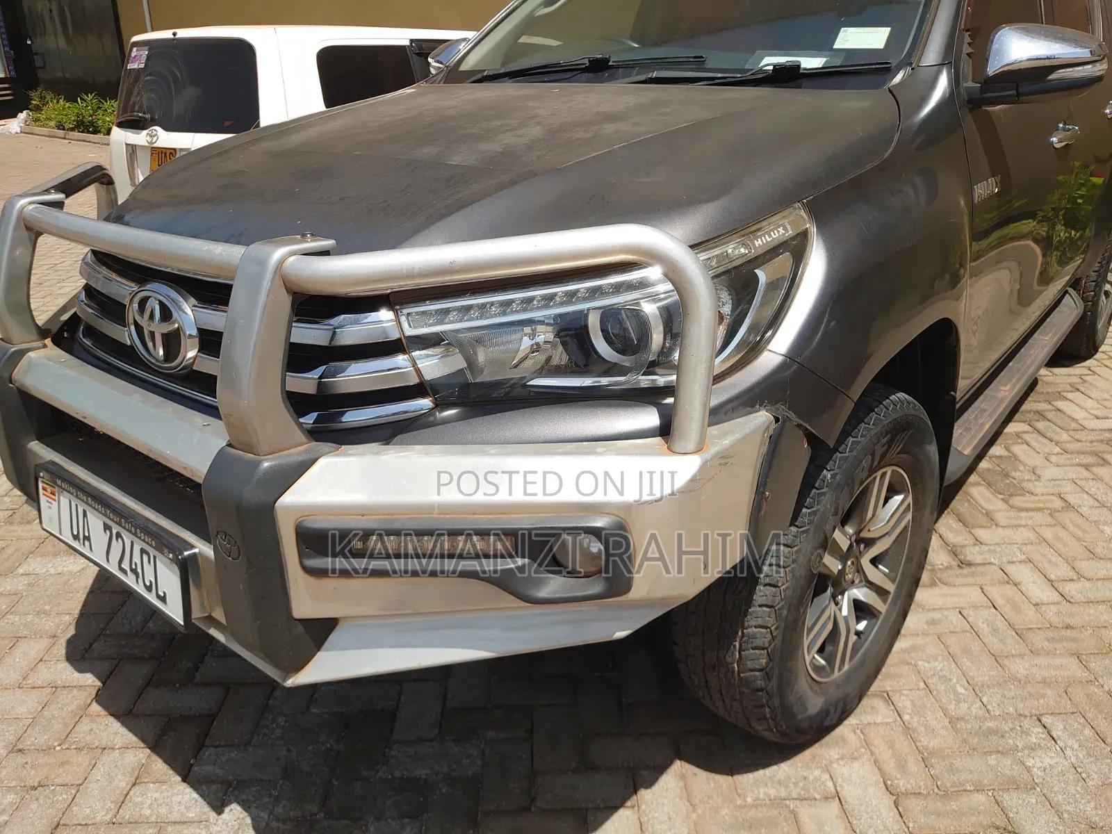 Toyota Hilux Revo Double Cab Deisel 2.4 AWD 2017 Gray