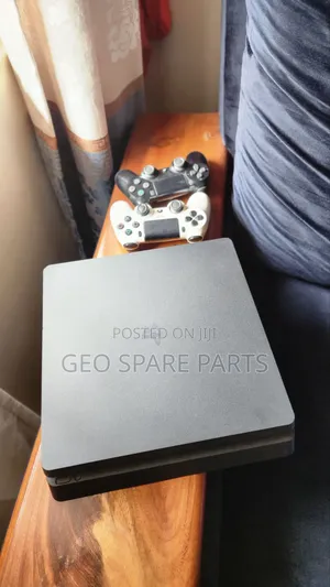 Play Station 4