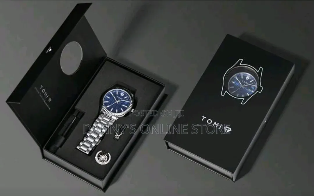 Tomi Men's Quartz Watch Set With Star Moon Brooch and Ring, Fashion.