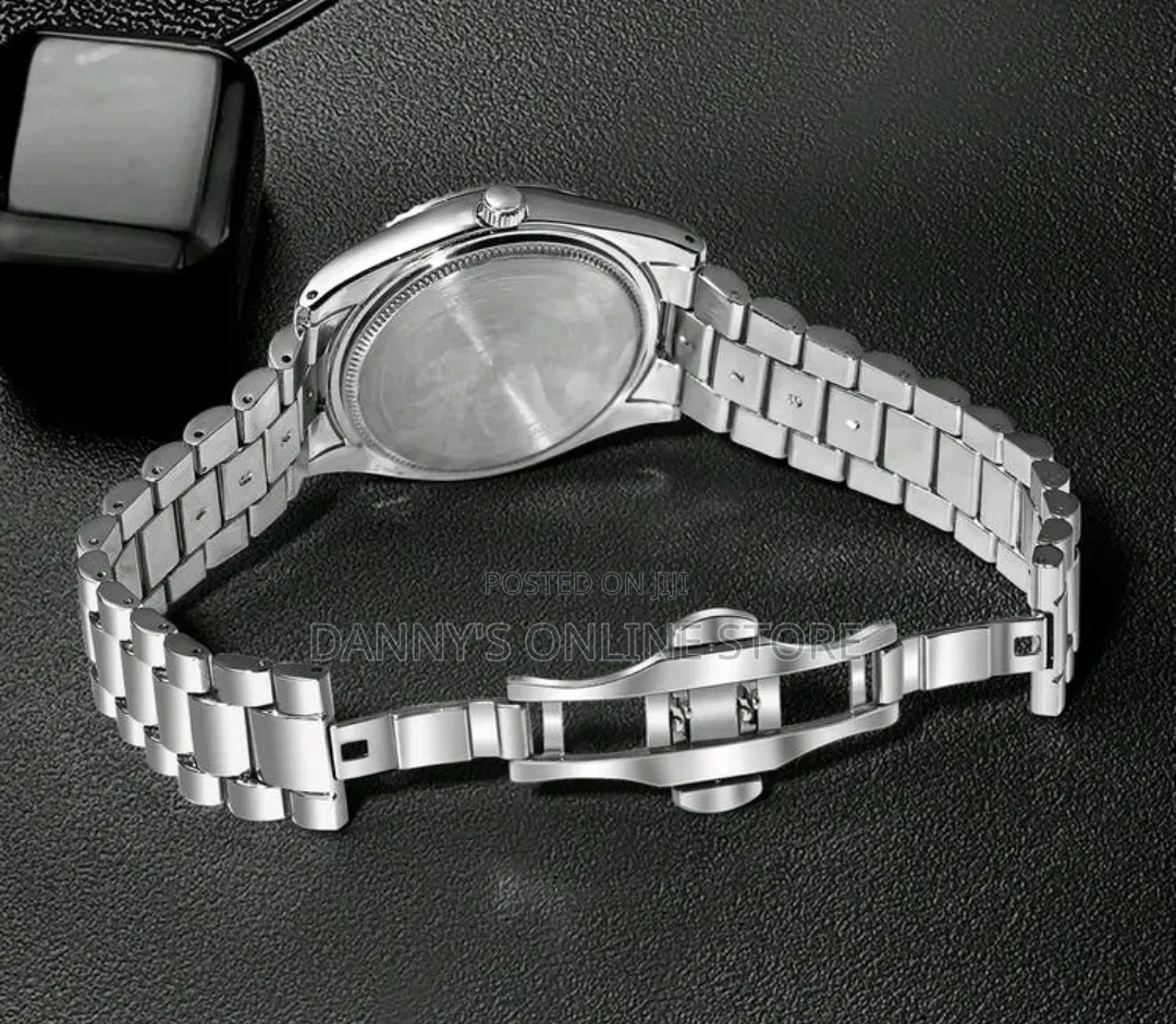 Tomi Men's Quartz Watch Set With Star Moon Brooch and Ring, Fashion.