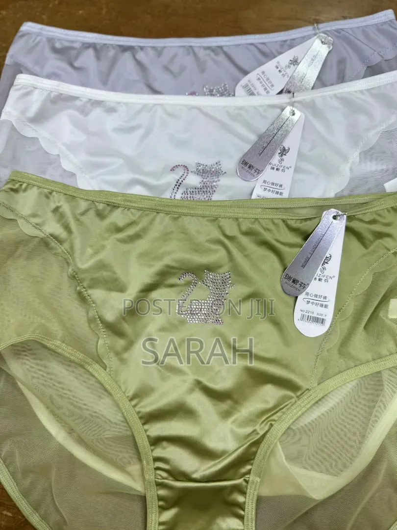 1 Dozen Ladies Knickers