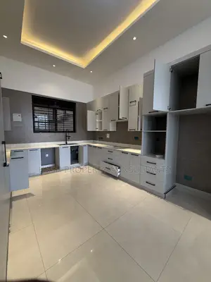 4bdrm Duplex in Lubowa, Central Division for rent