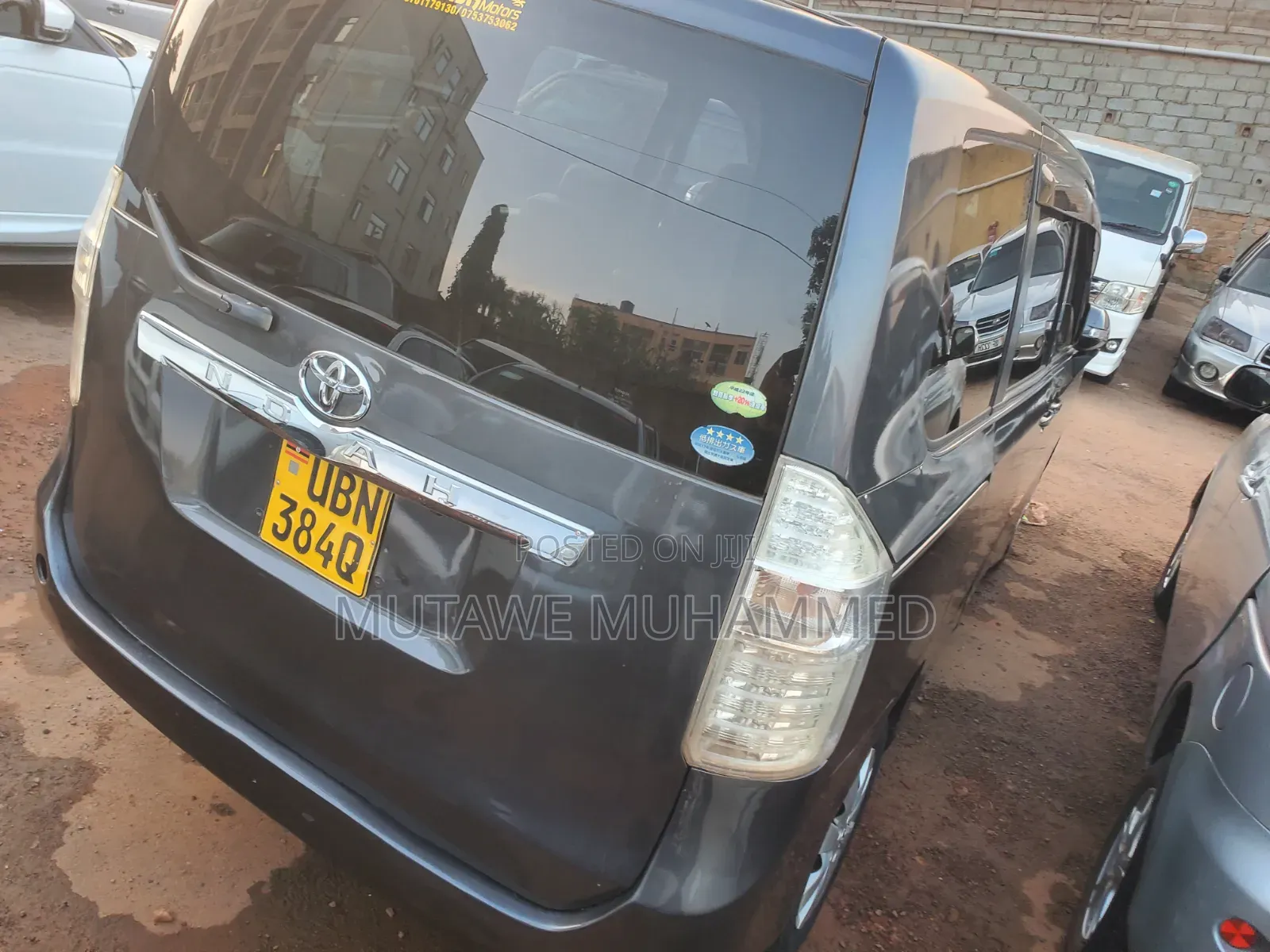 Toyota Noah 2010 Gray