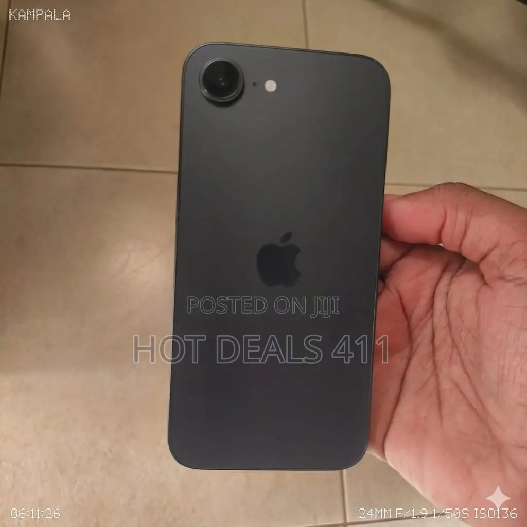 Apple iPhone 16e 128 GB Black