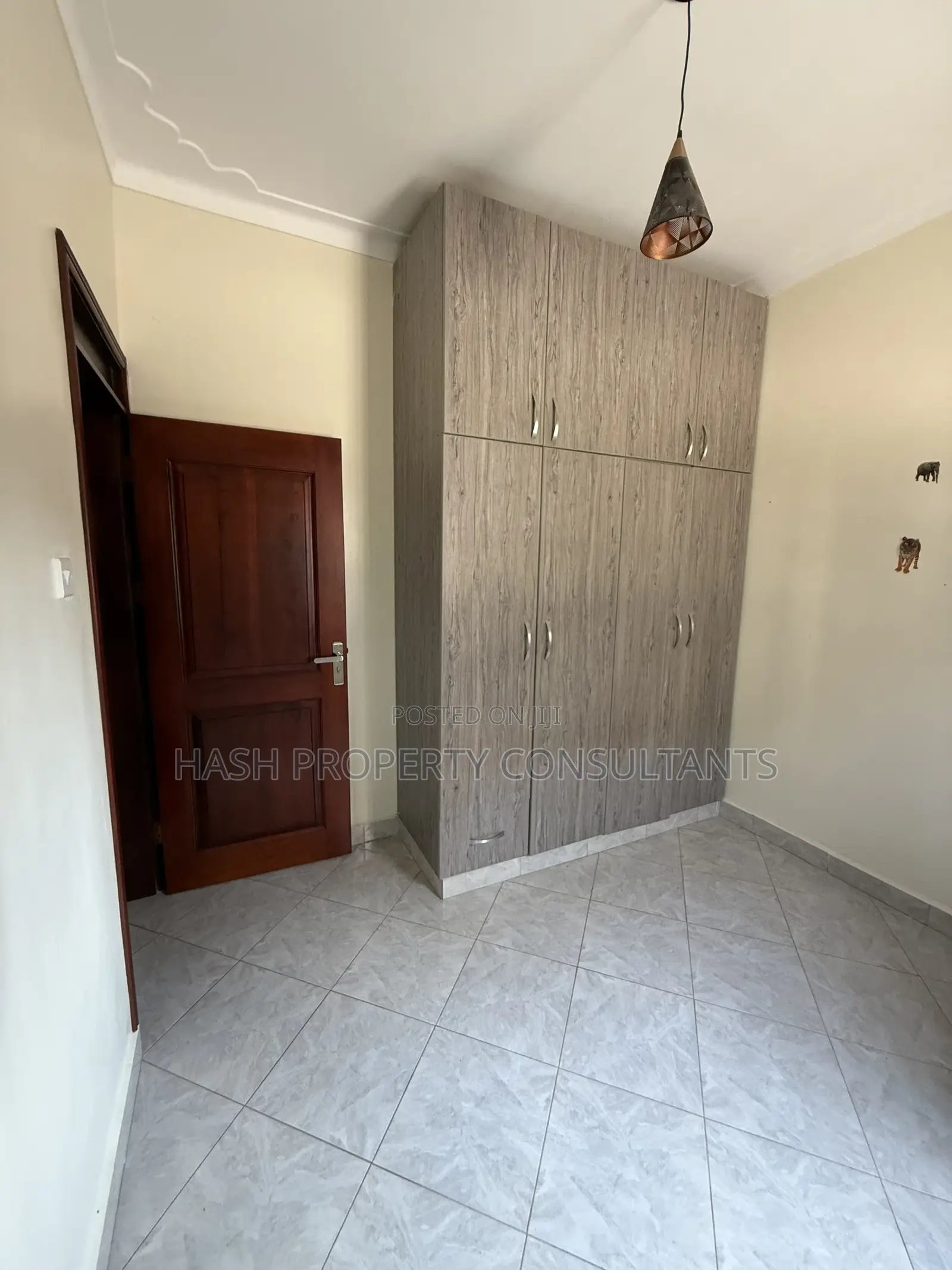 3bdrm Apartment in Lubowa, Central Division for rent