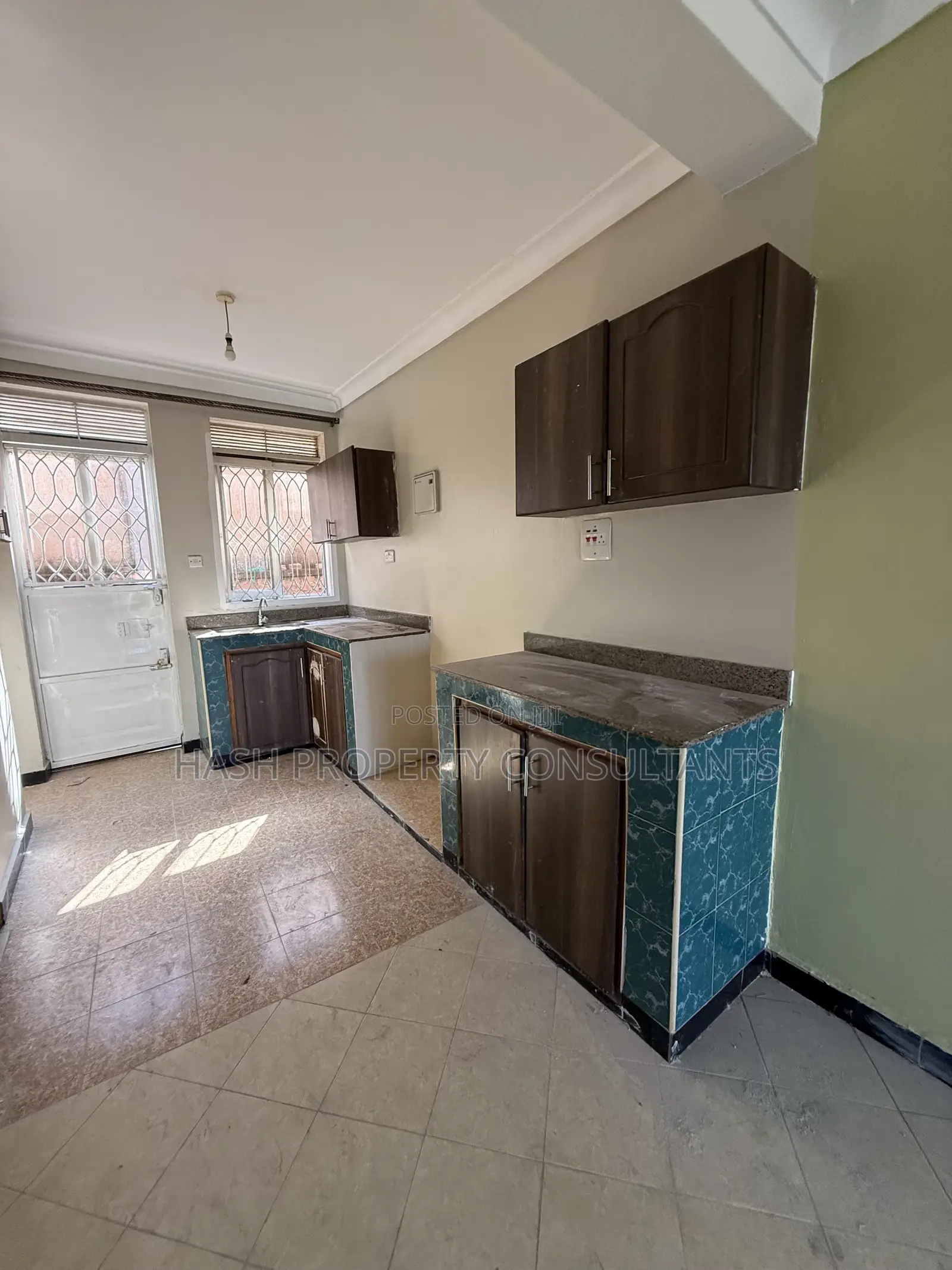 2bdrm Duplex in Buziga, Central Division for rent