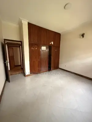 6bdrm House in Muyenga, Central Division for rent