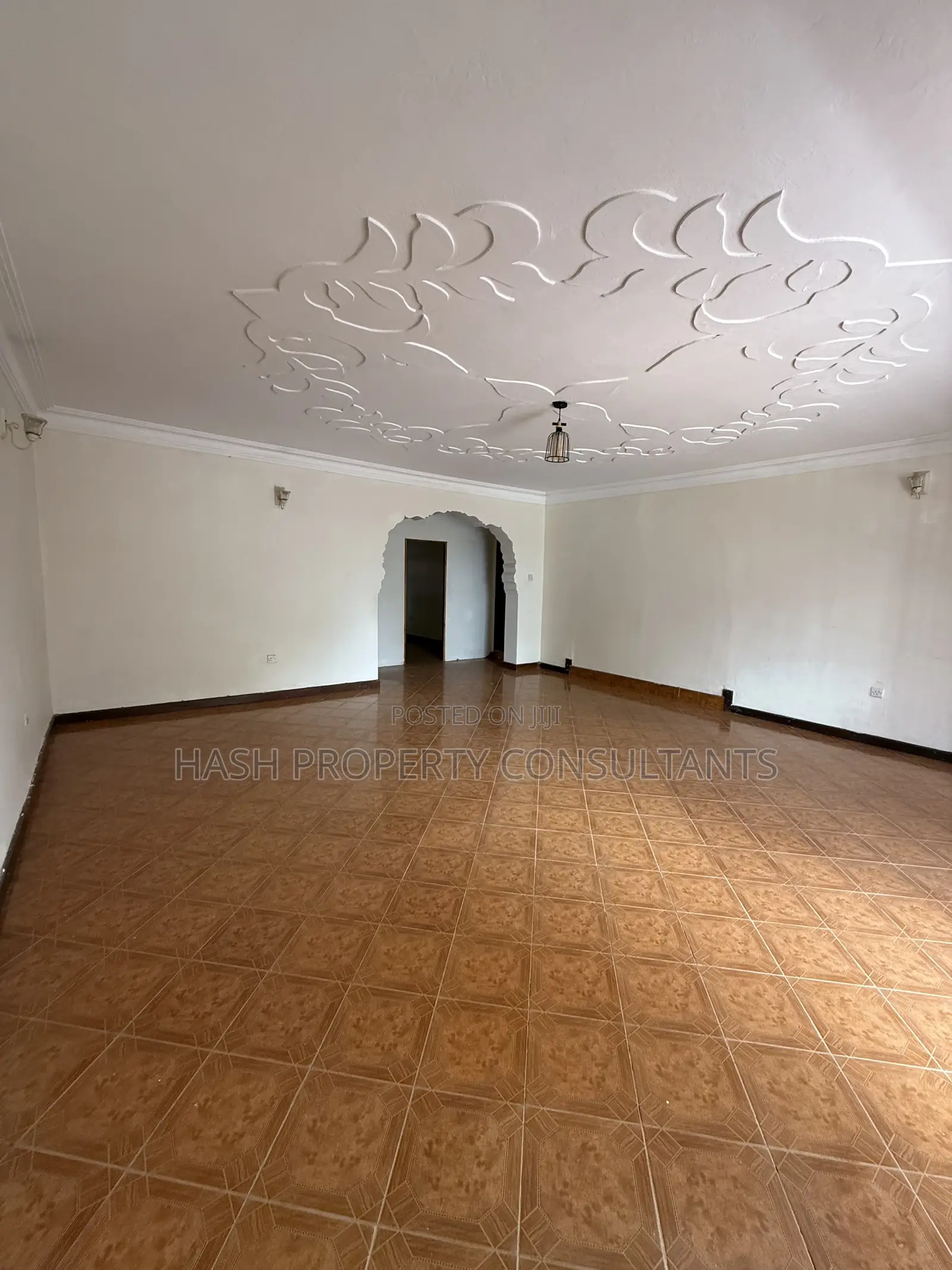 6bdrm House in Muyenga, Central Division for rent