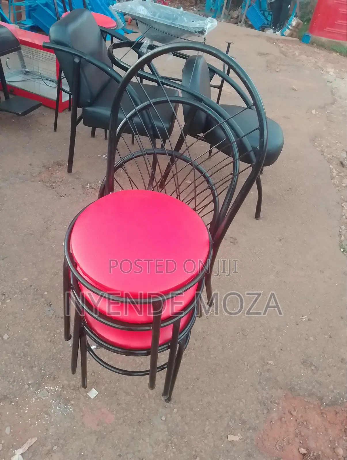 Comfortable Restaurant Chairs