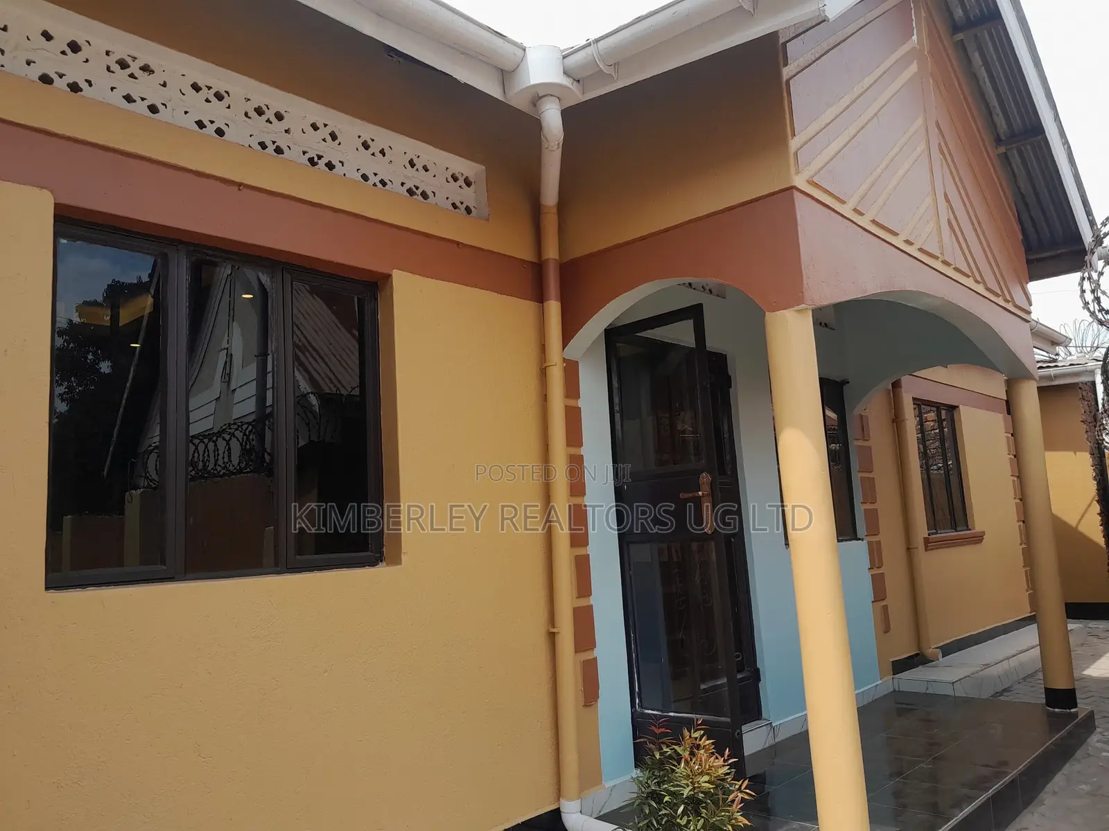 2bdrm House in Central Division for sale