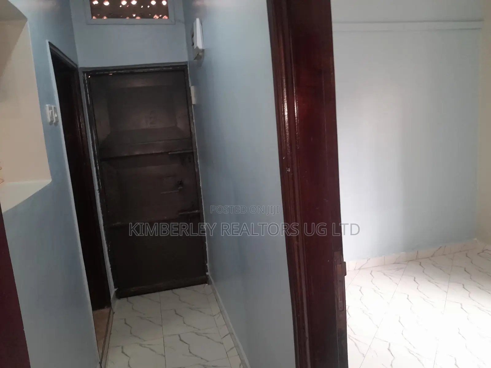 2bdrm Duplex in Division A for sale