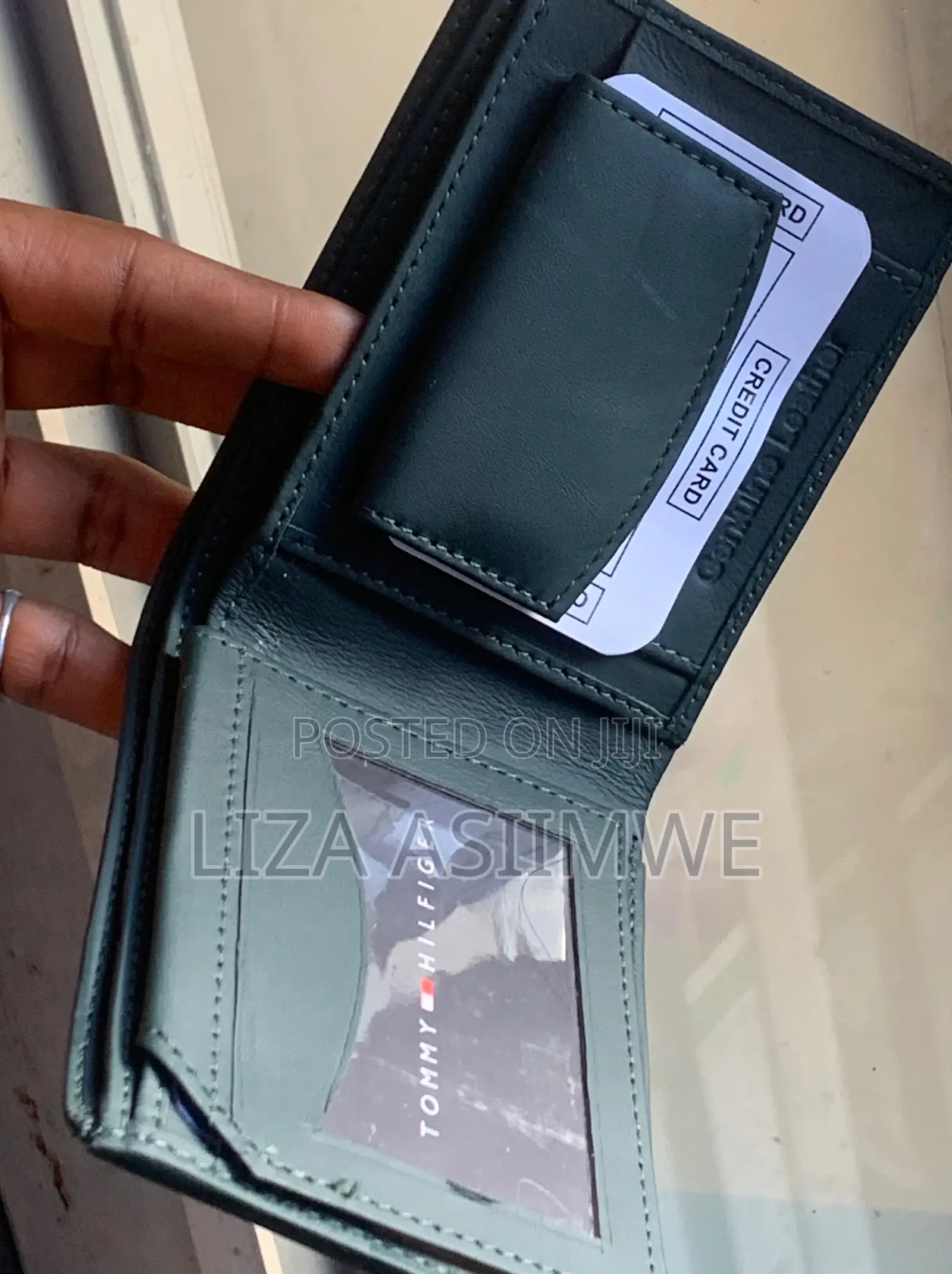 Tommy Hilfiger Men's Wallet Is Crafted From Darkgreen Textured Leather