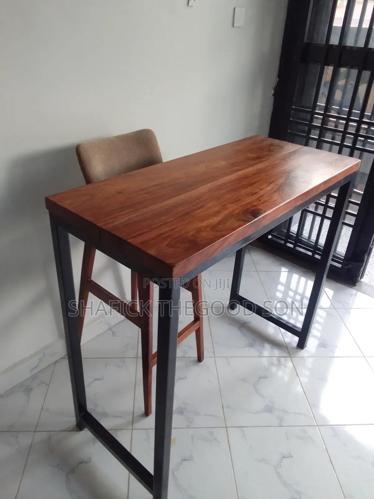 High Bar Table