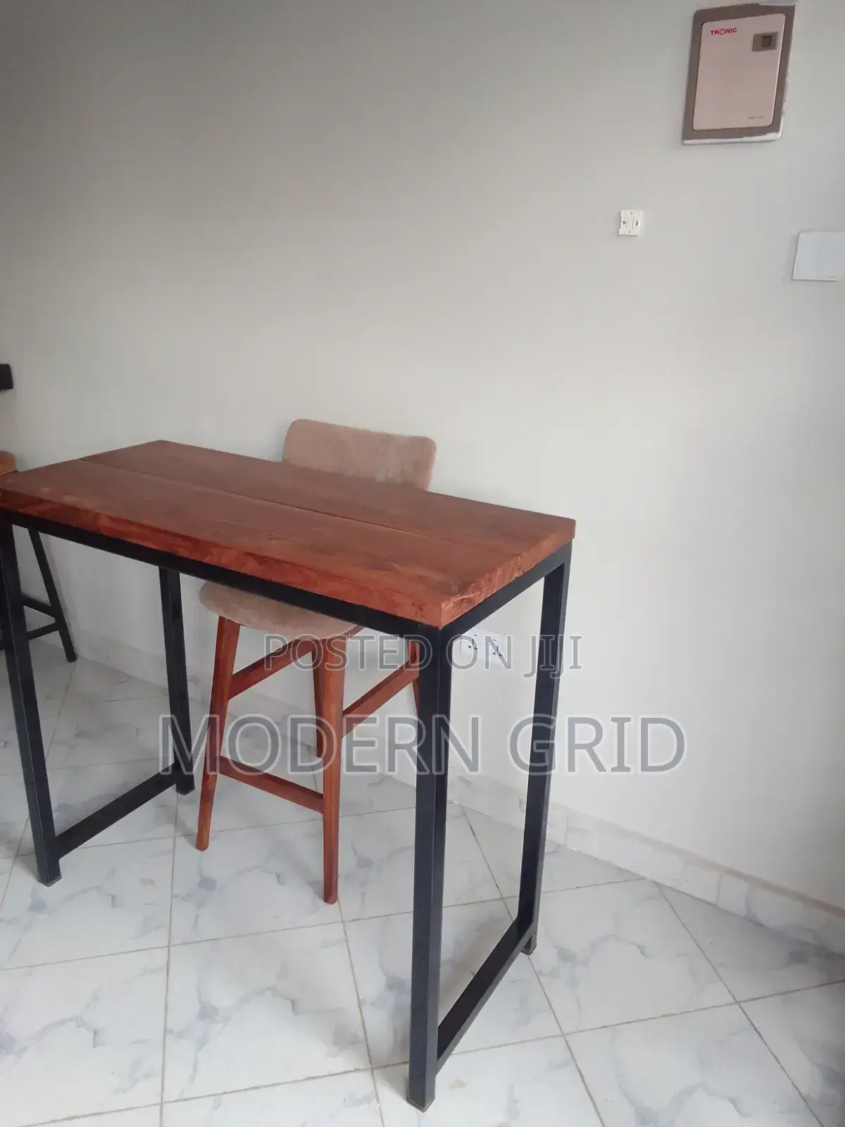 High Bar Table