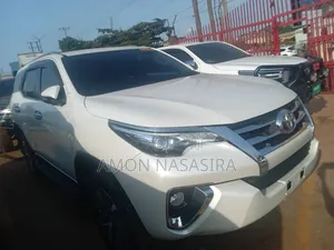 Toyota Fortuner 2017 White