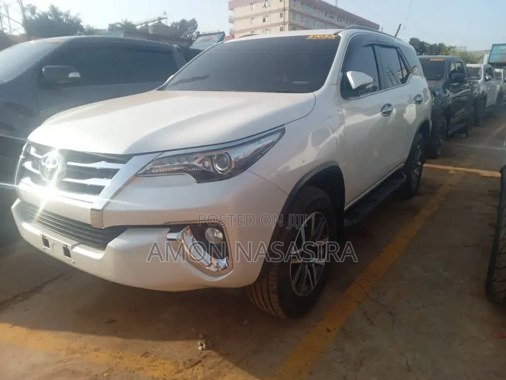 Toyota Fortuner 2017 White