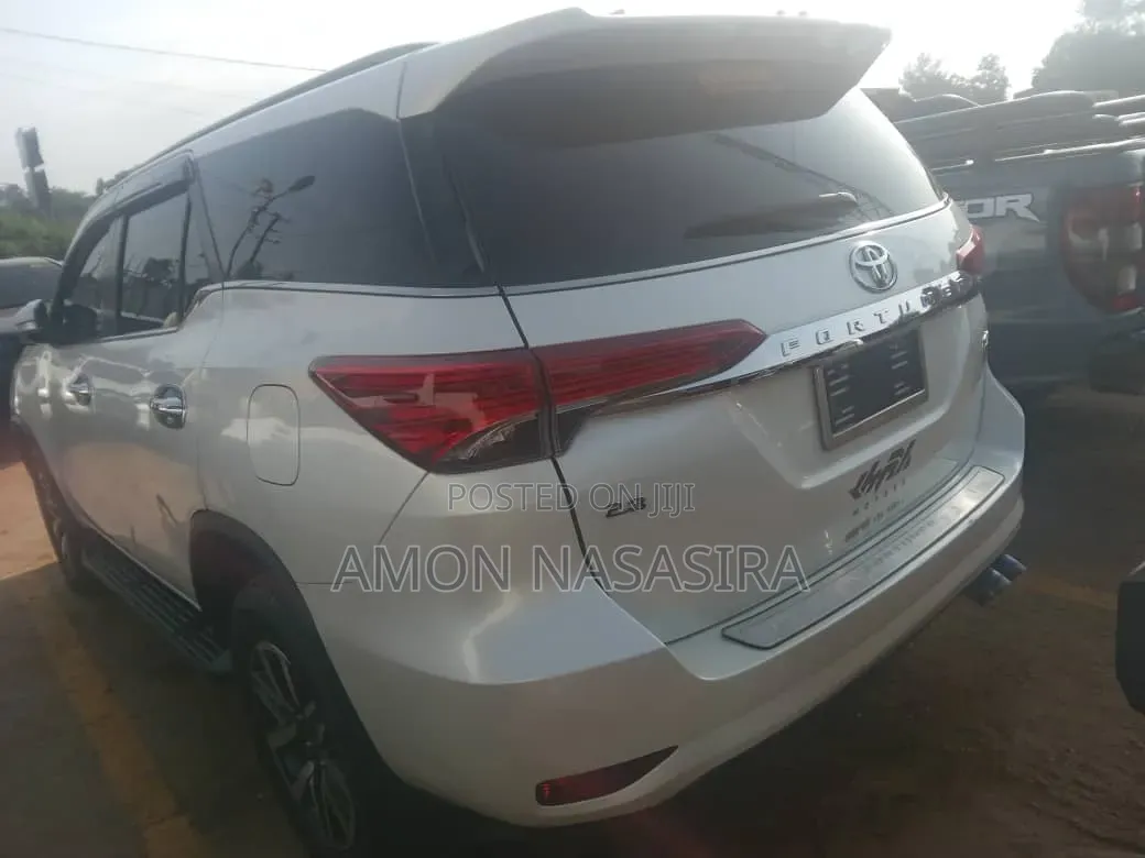 Toyota Fortuner 2017 White