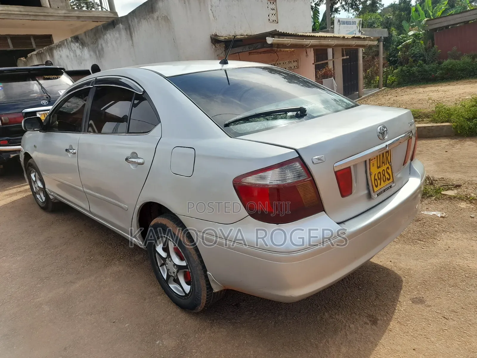 Toyota Premio 2015 Silver