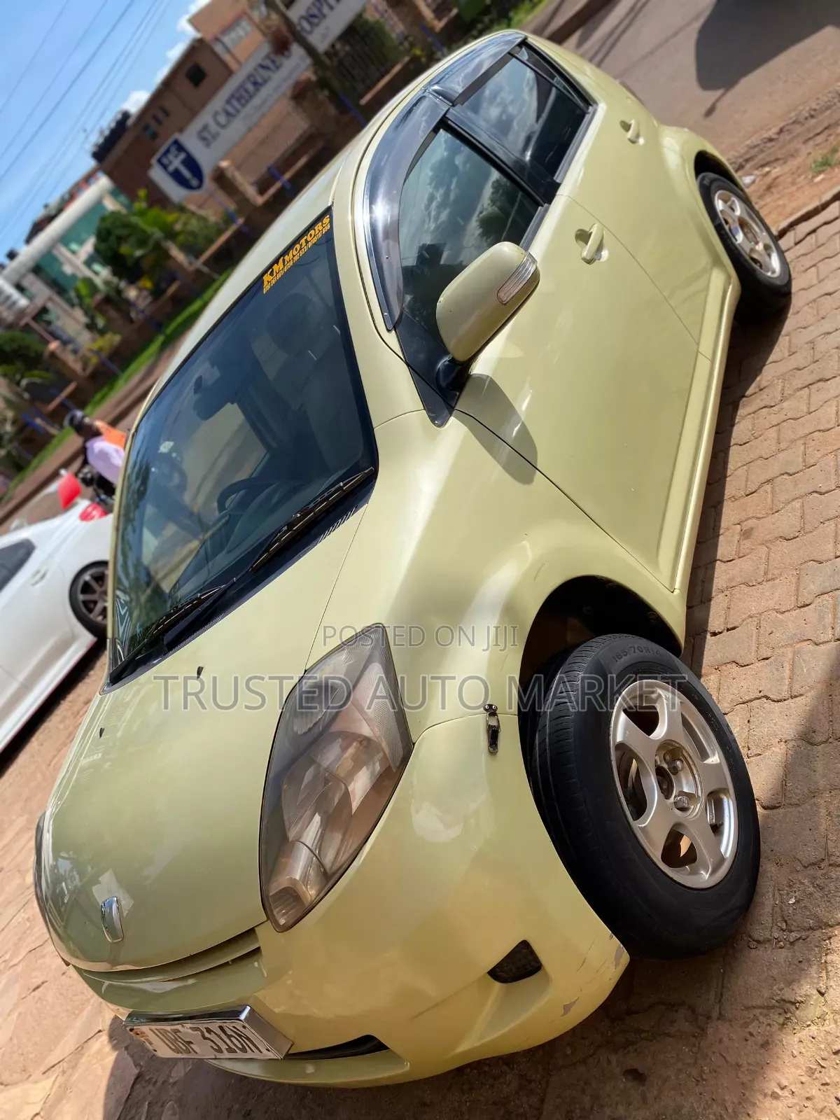 Toyota Passo 2005 Green