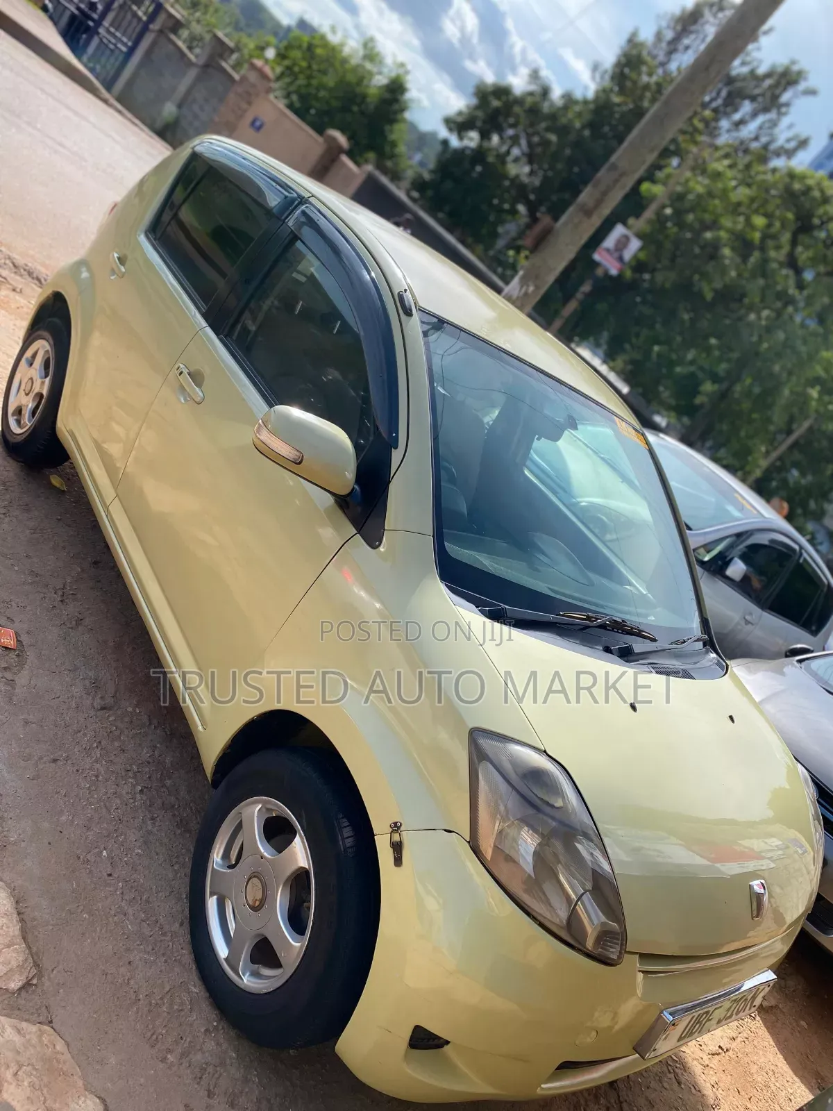 Toyota Passo 2005 Green