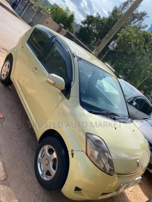 Toyota Passo 2005 Green
