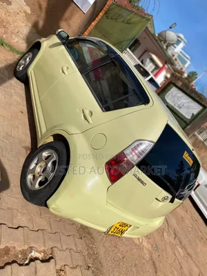Toyota Passo 2005 Green