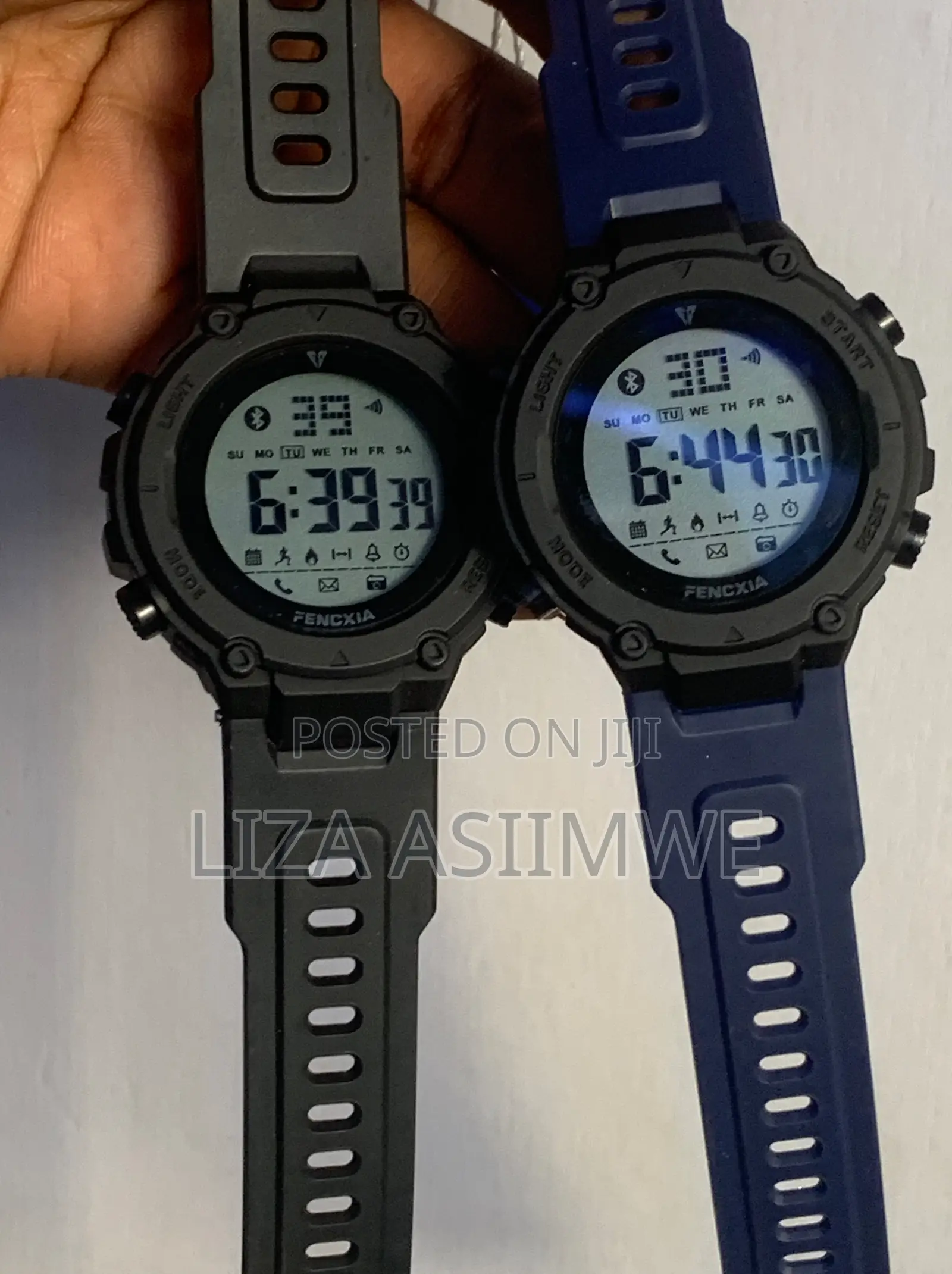 Digital Sports Watches With Round Black Dials With Backlighting