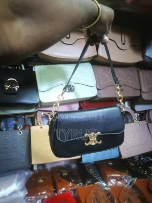 Shoulder Bags