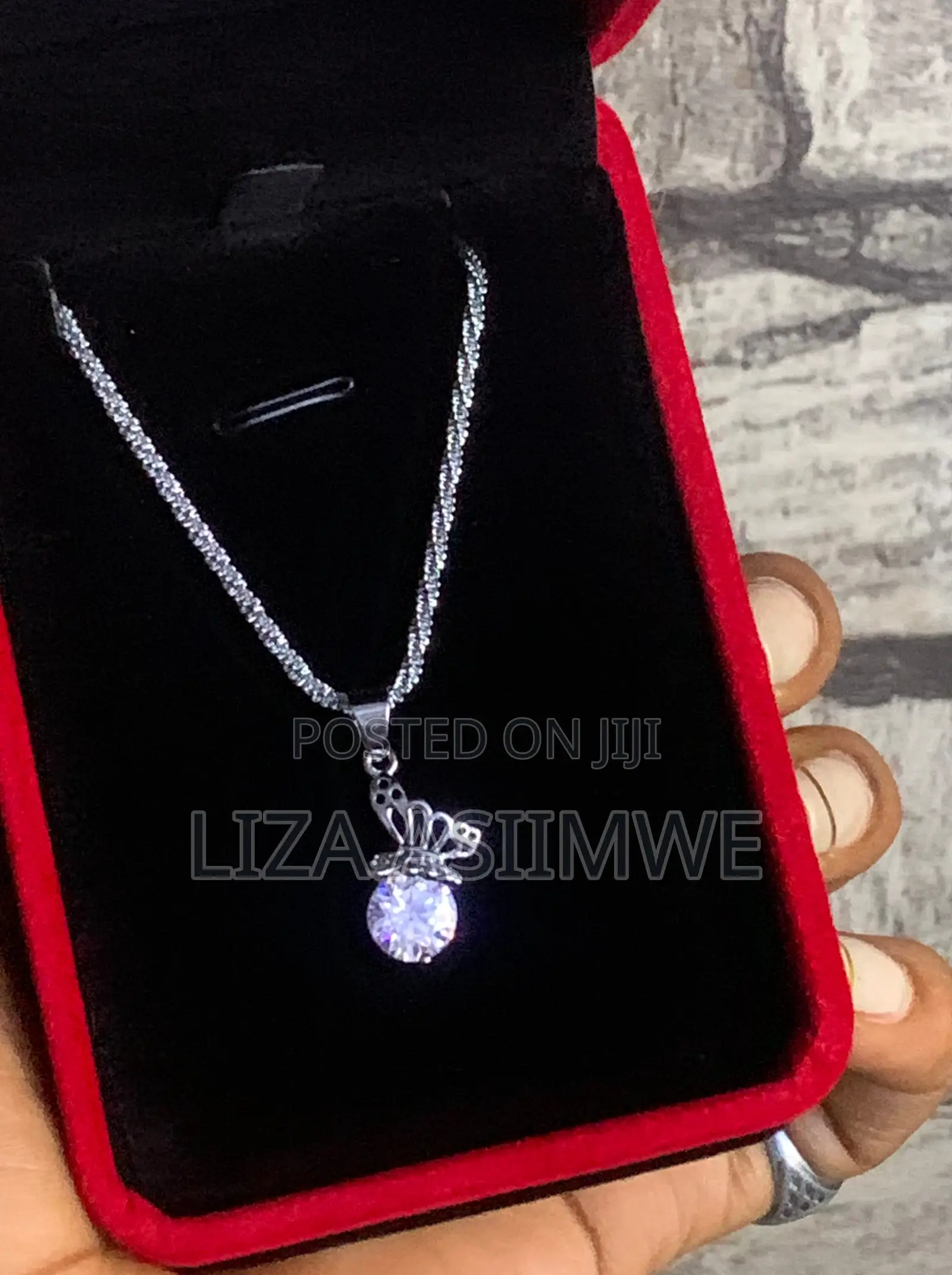 Lady’S Butterfly Crystal Solitaire Necklace